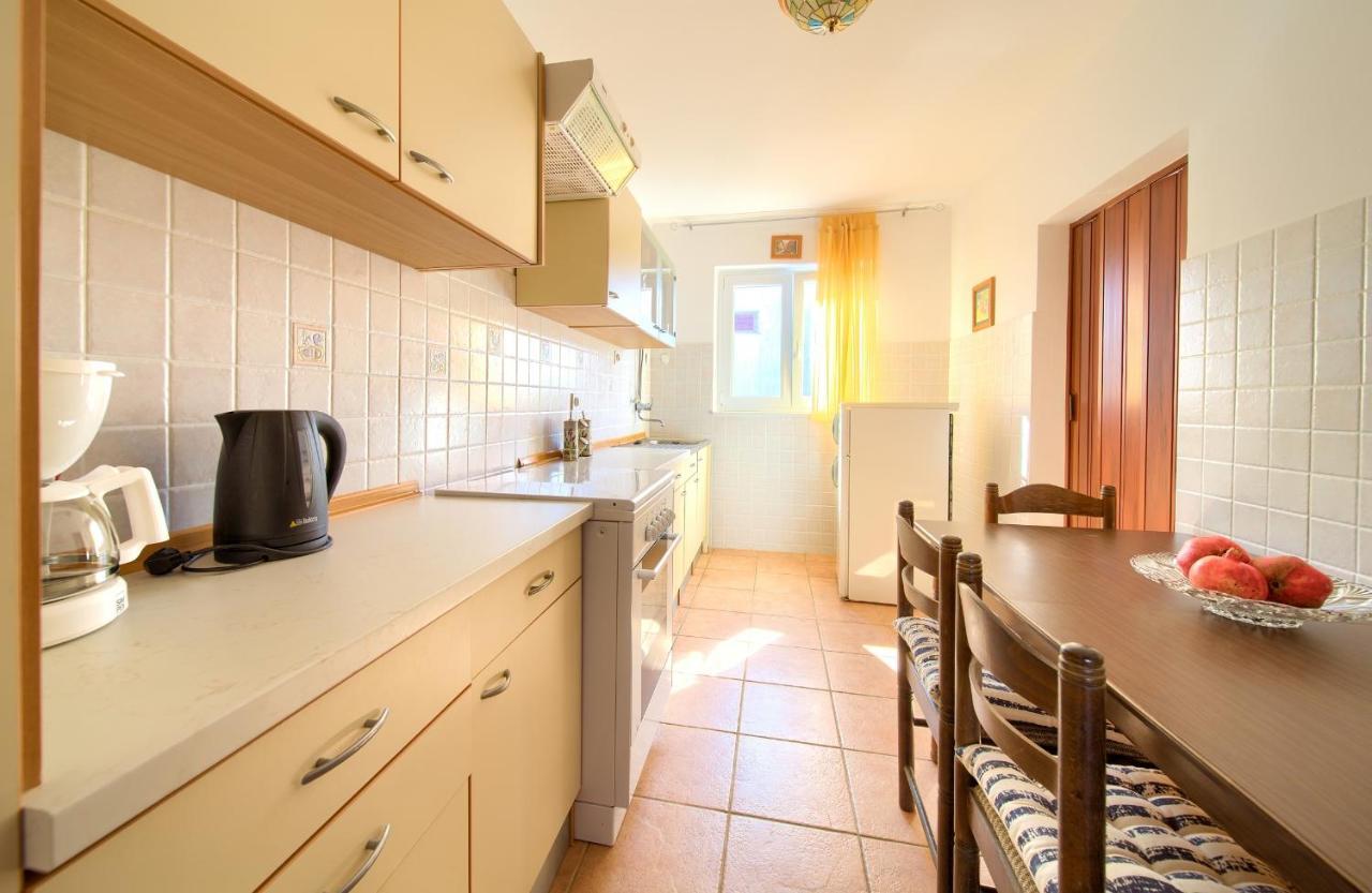 Apartment Drazana Veglia Exterior foto