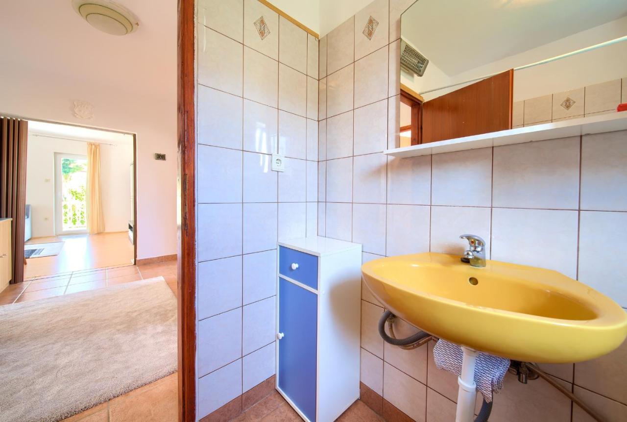 Apartment Drazana Veglia Exterior foto